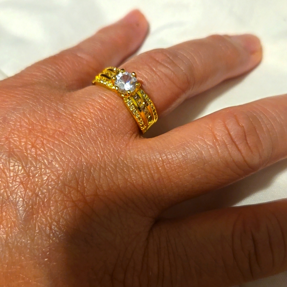 S925 gold pleated ring.